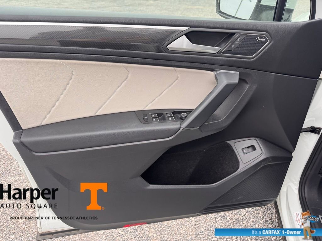 Used 2019 Volkswagen Tiguan SEL Premium image 19