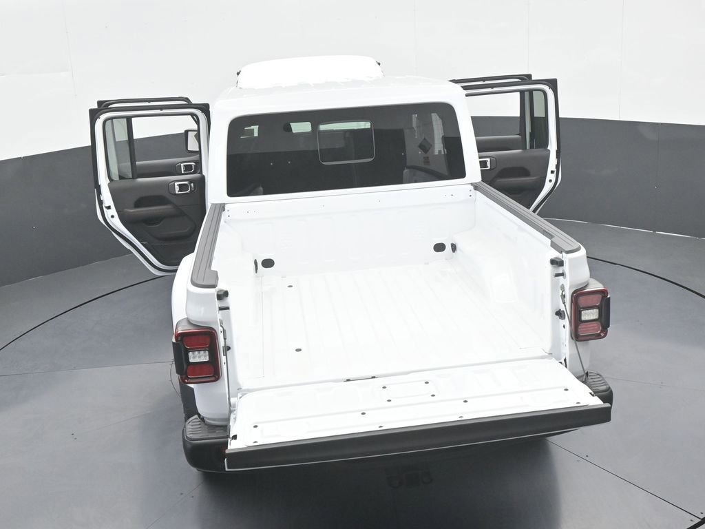 New 2026 Jeep Gladiator Rubicon w/ Steel Power Dome Hood Package AWD/4WD image 63