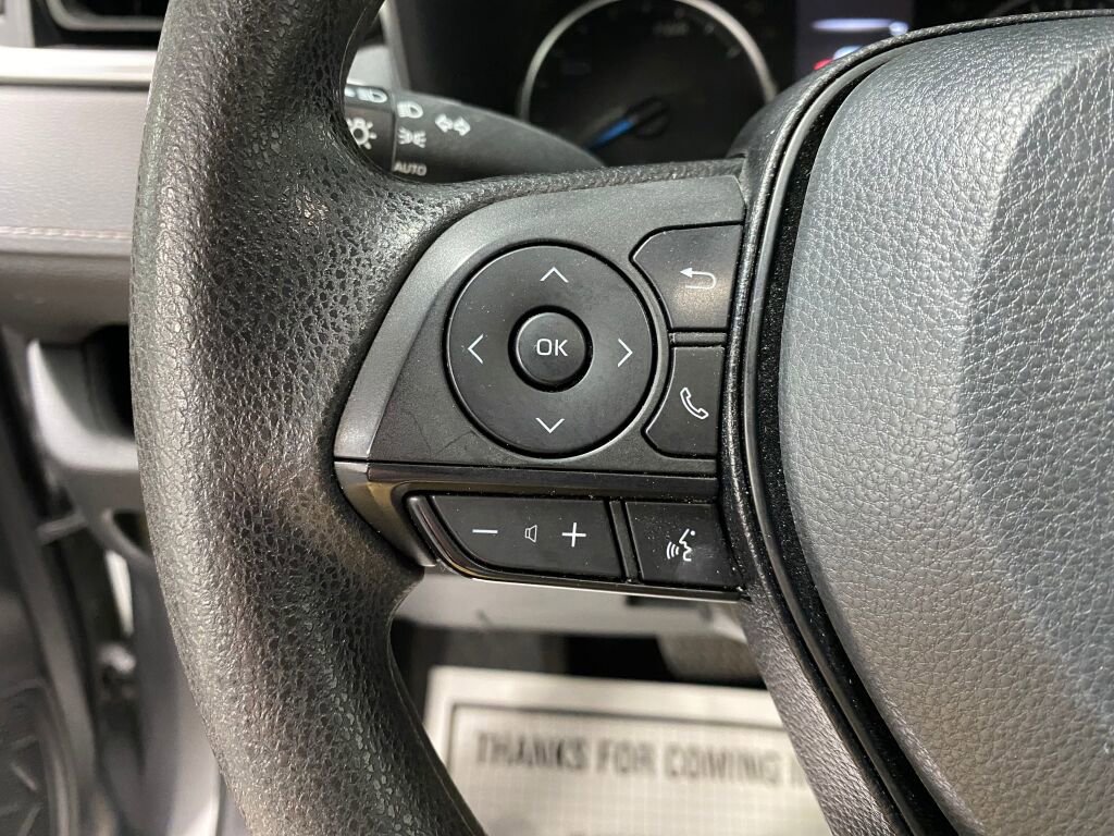 Used 2022 Toyota RAV4 XLE image 11