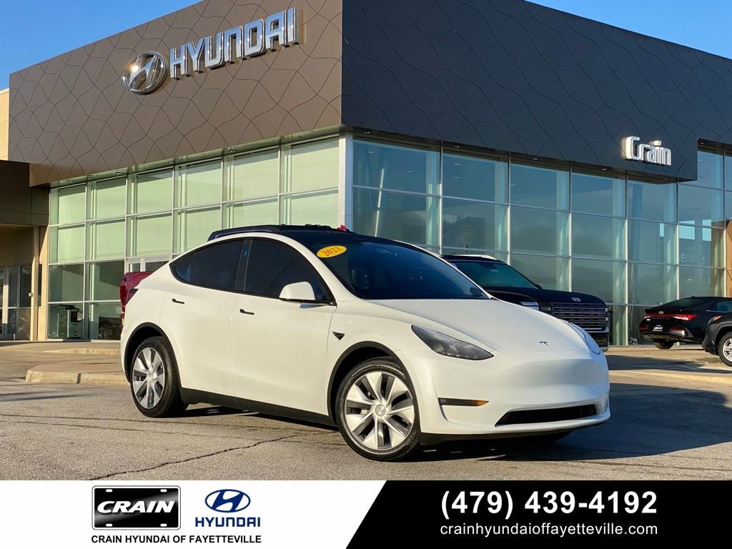 Used 2023 Tesla Model Y Long Range image 1