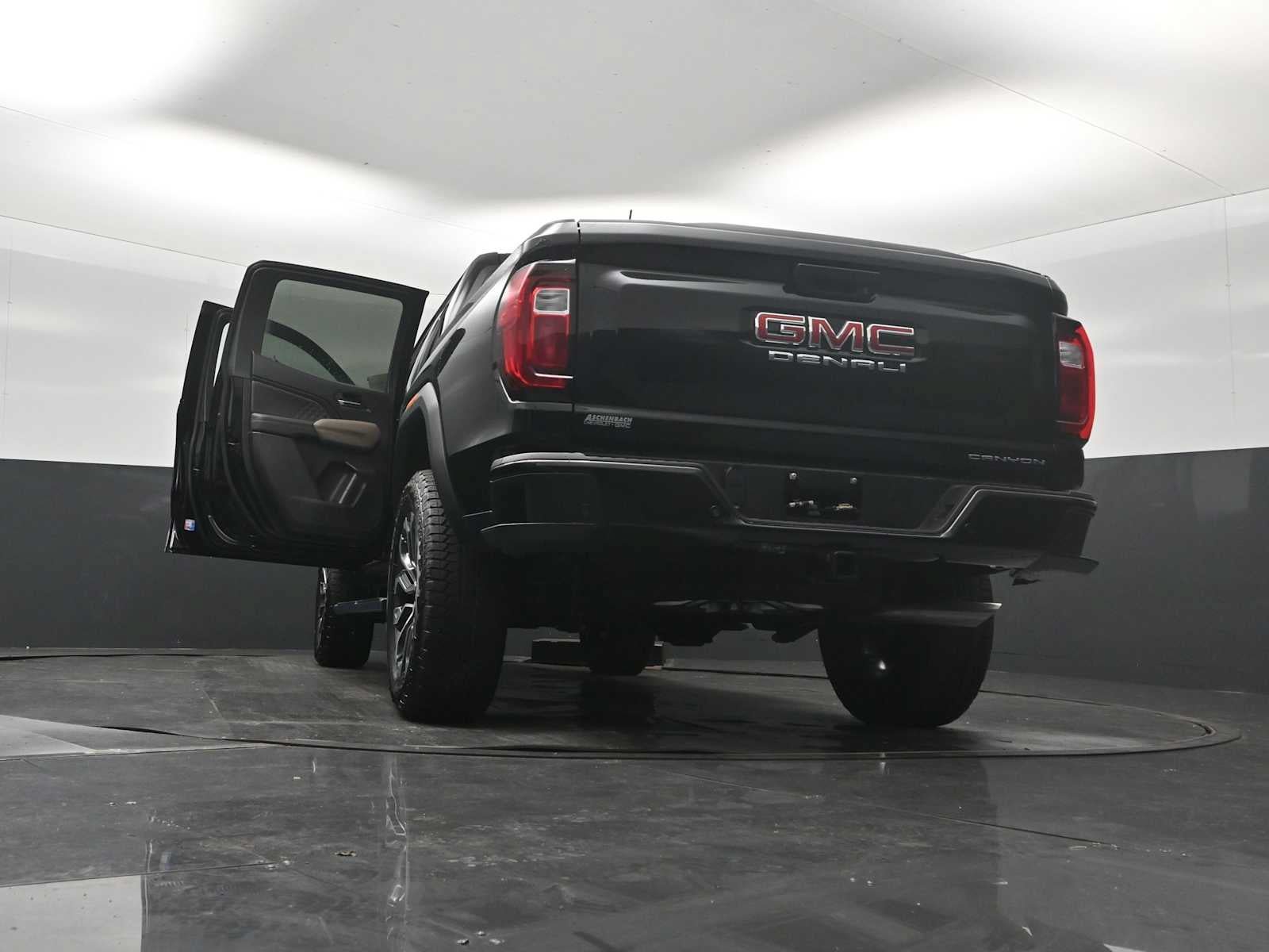 New 2026 GMC Canyon Denali AWD/4WD image 31