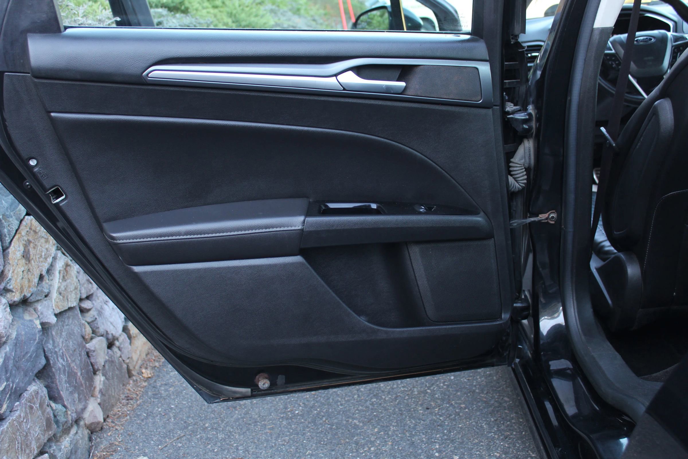 Used 2014 Ford Fusion Titanium image 14