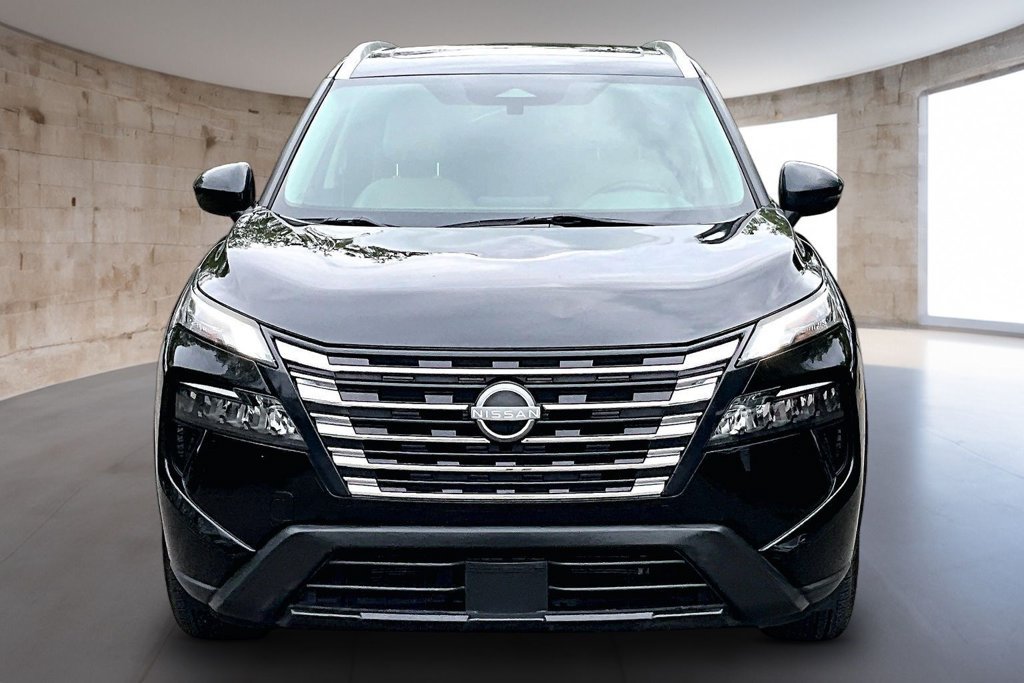 Used 2024 Nissan Rogue SV w/ SV Premium Package FWD image 4