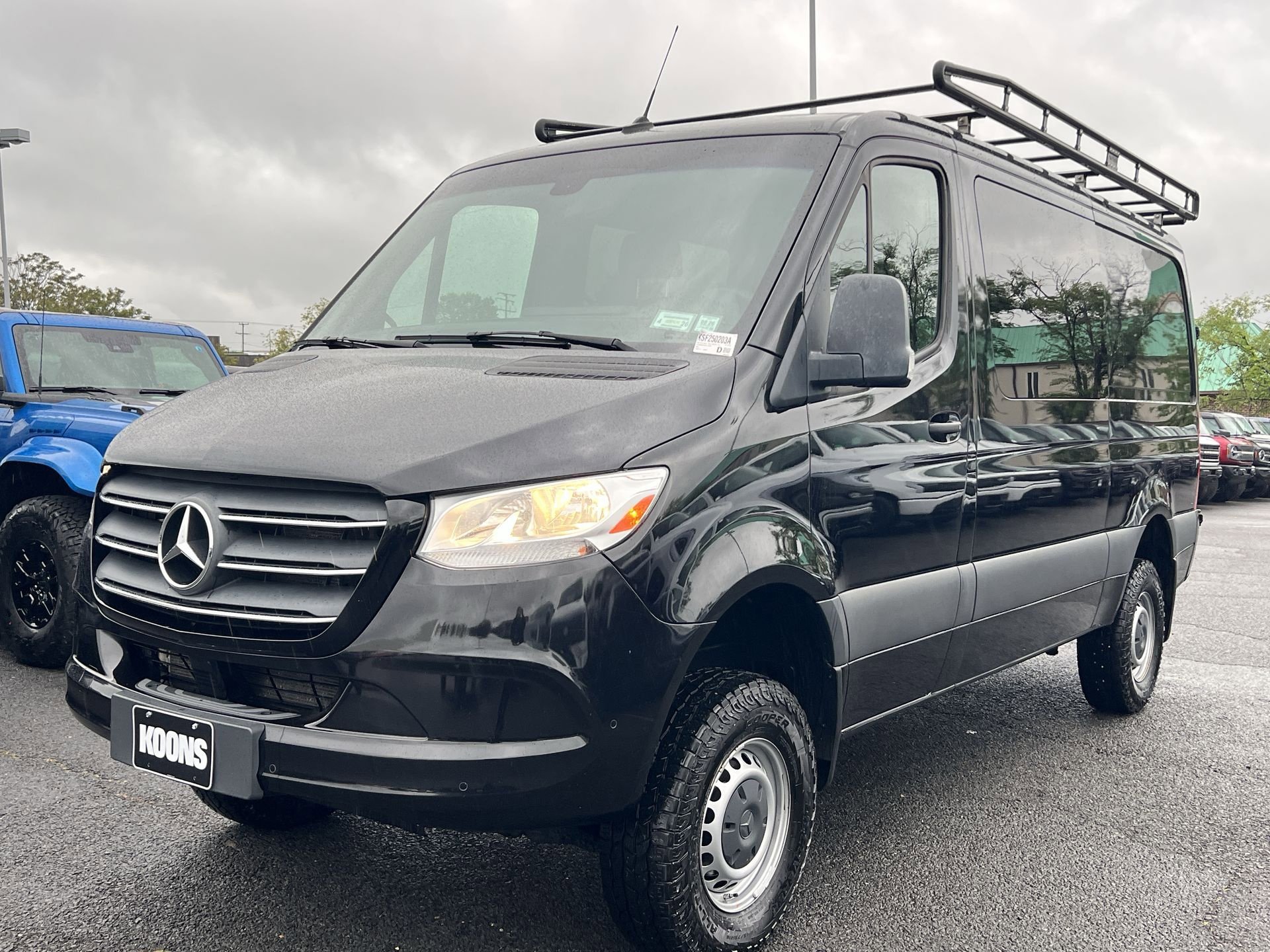 Used 2024 Mercedes-Benz Sprinter 2500 image 1