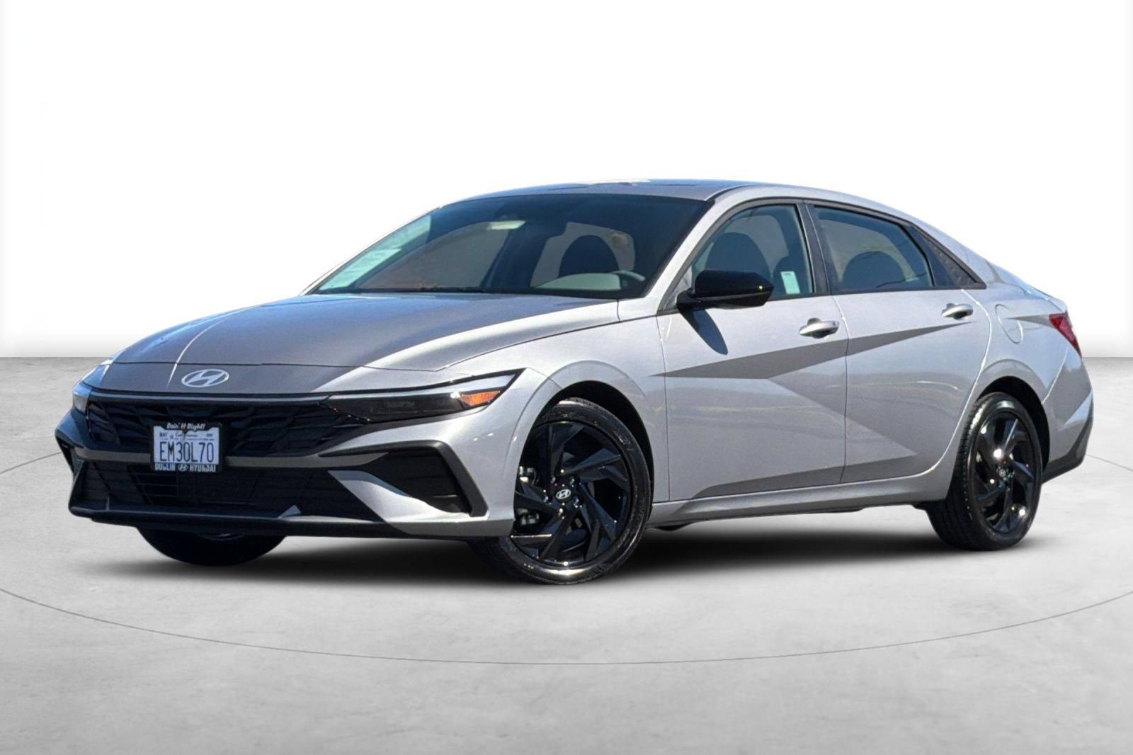 Certified 2026 Hyundai Elantra Sport FWD image 2