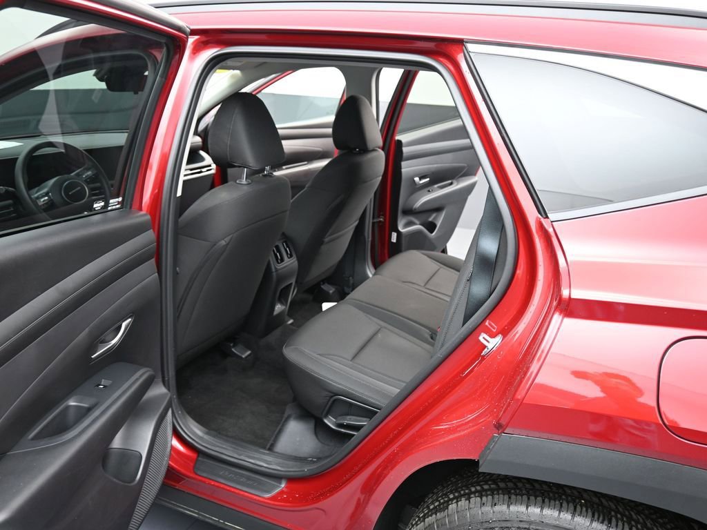 Certified 2025 Hyundai Tucson SEL image 11