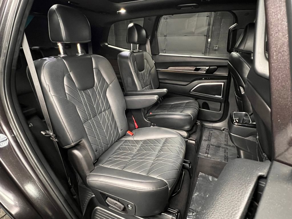 Used 2025 Kia Telluride SX Prestige X-Line image 29