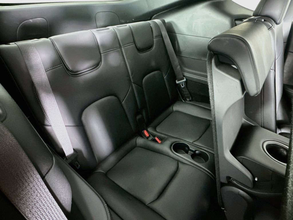 Used 2023 Tesla Model Y AWD image 25