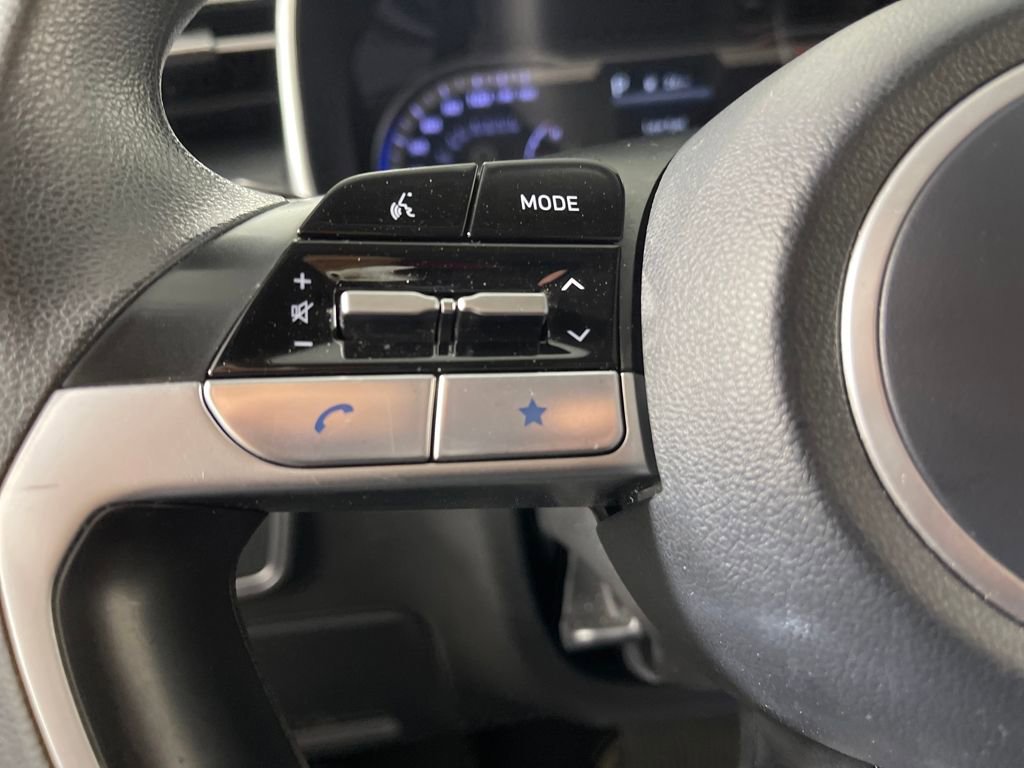 Certified 2023 Hyundai Tucson SE image 28