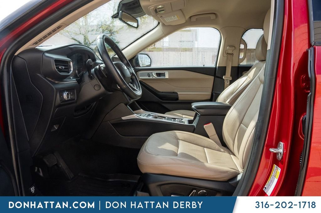 Used 2020 Ford Explorer Limited w/ Class III Trailer Tow Package image 3