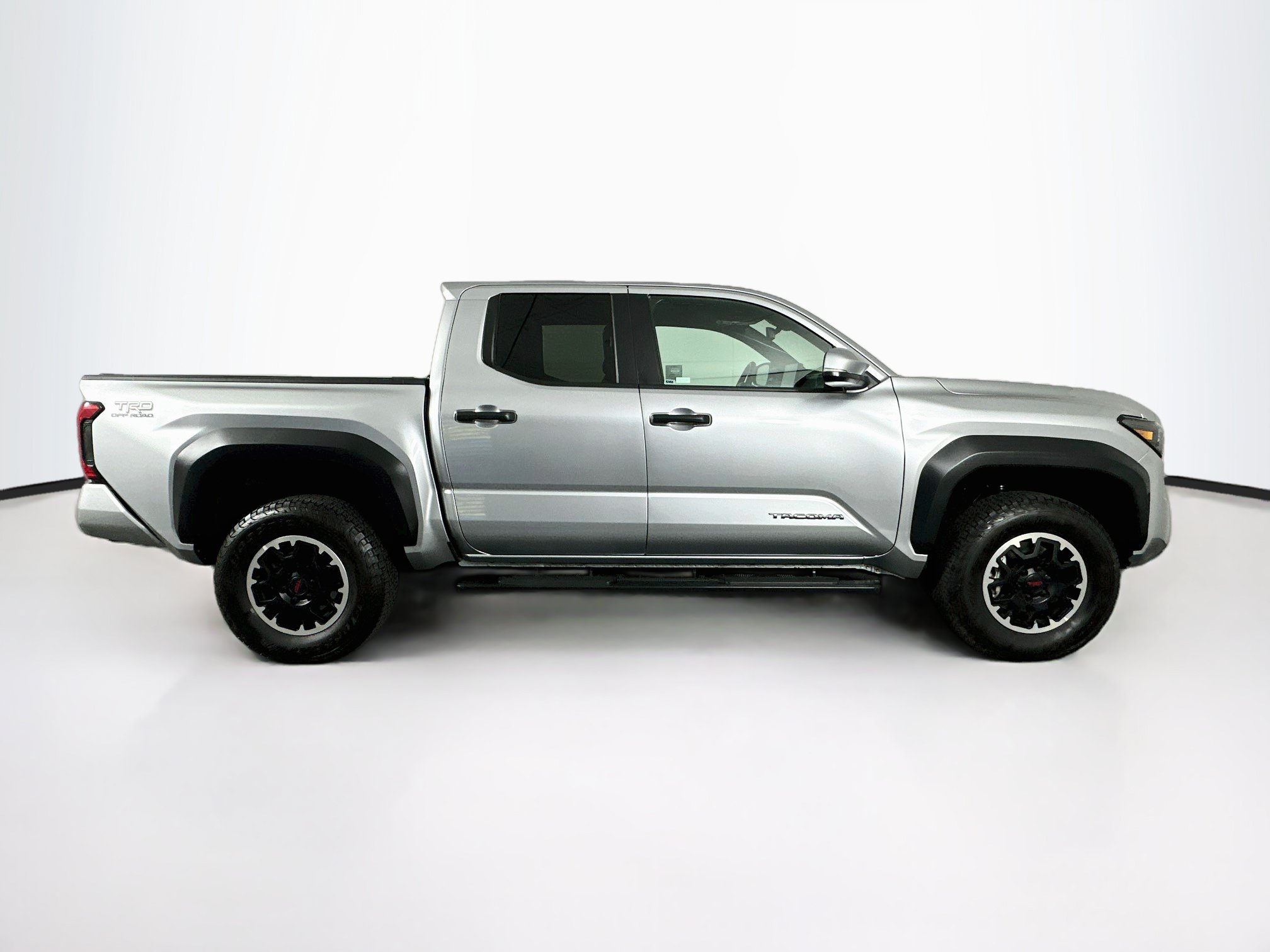 Used 2024 Toyota Tacoma TRD Off-Road w/ TRD Off Road Upgrade Package AWD/4WD image 10