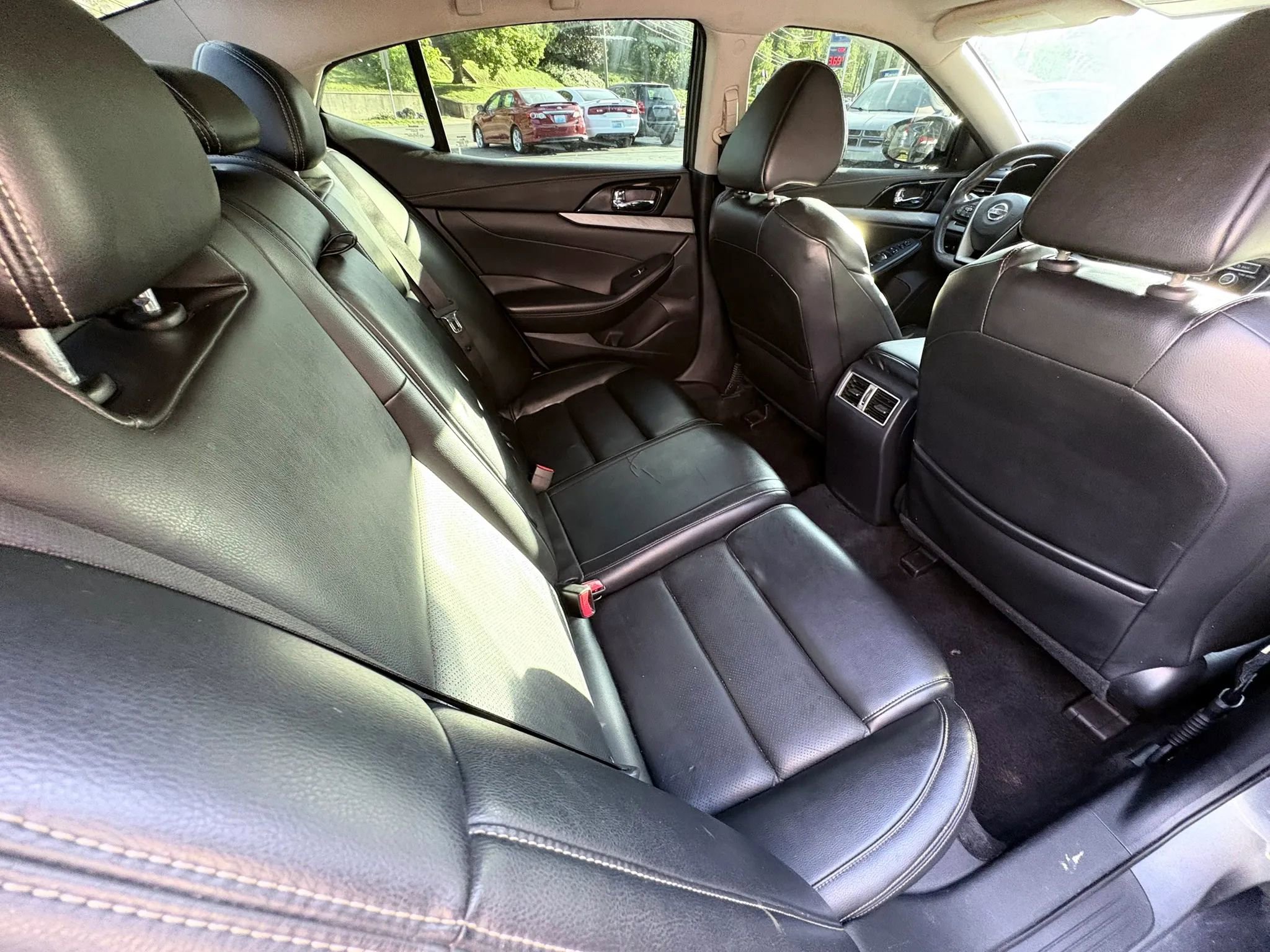 Used 2017 Nissan Maxima 3.5 SV FWD image 18