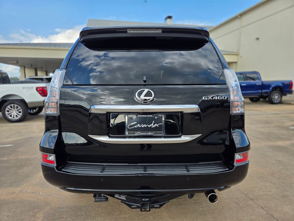 Used 2023 Lexus GX 460 Luxury w/ Accessory Package AWD/4WD image 6