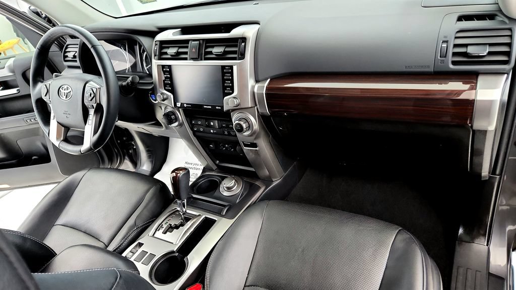 Certified 2022 Toyota 4Runner Limited AWD/4WD image 16