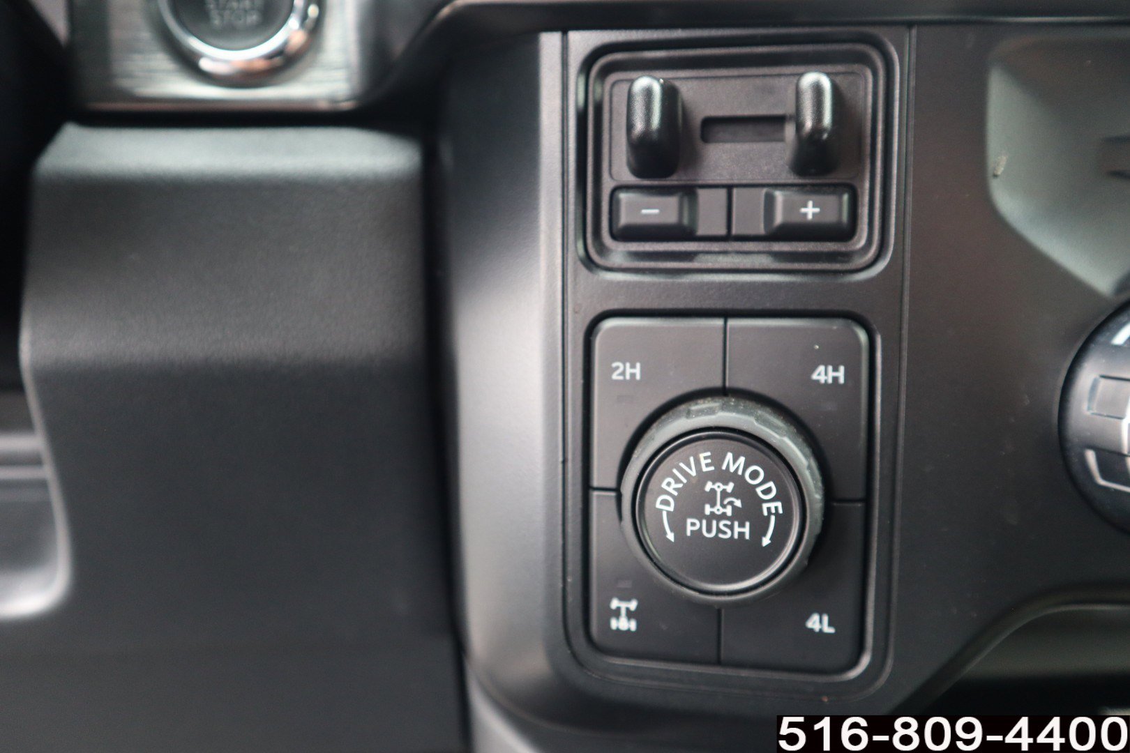 Used 2024 Ford F350 Lariat w/ Lariat Ultimate Package image 32