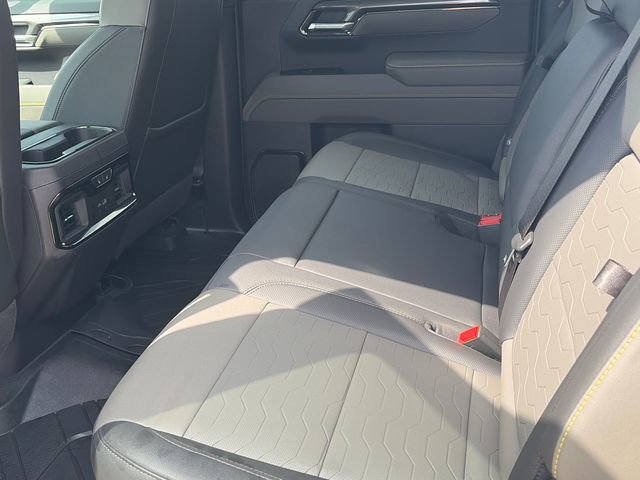 Used 2024 Chevrolet Silverado 1500 ZR2 image 15