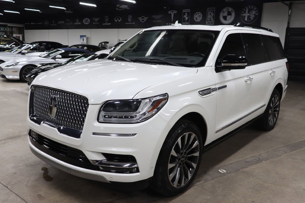 Used 2021 Lincoln Navigator Reserve w/ Luxury Package image 1