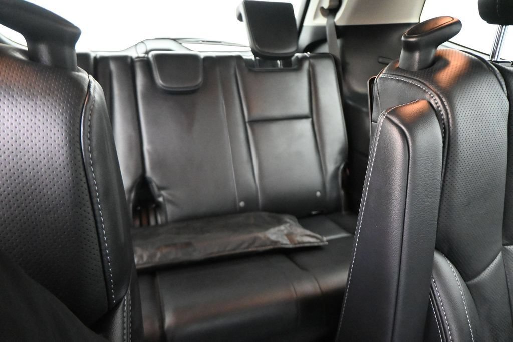 Used 2024 Subaru Ascent Touring AWD/4WD image 16