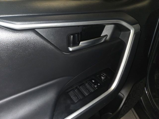 Used 2024 Toyota RAV4 XLE w/ Convenience Package FWD image 13