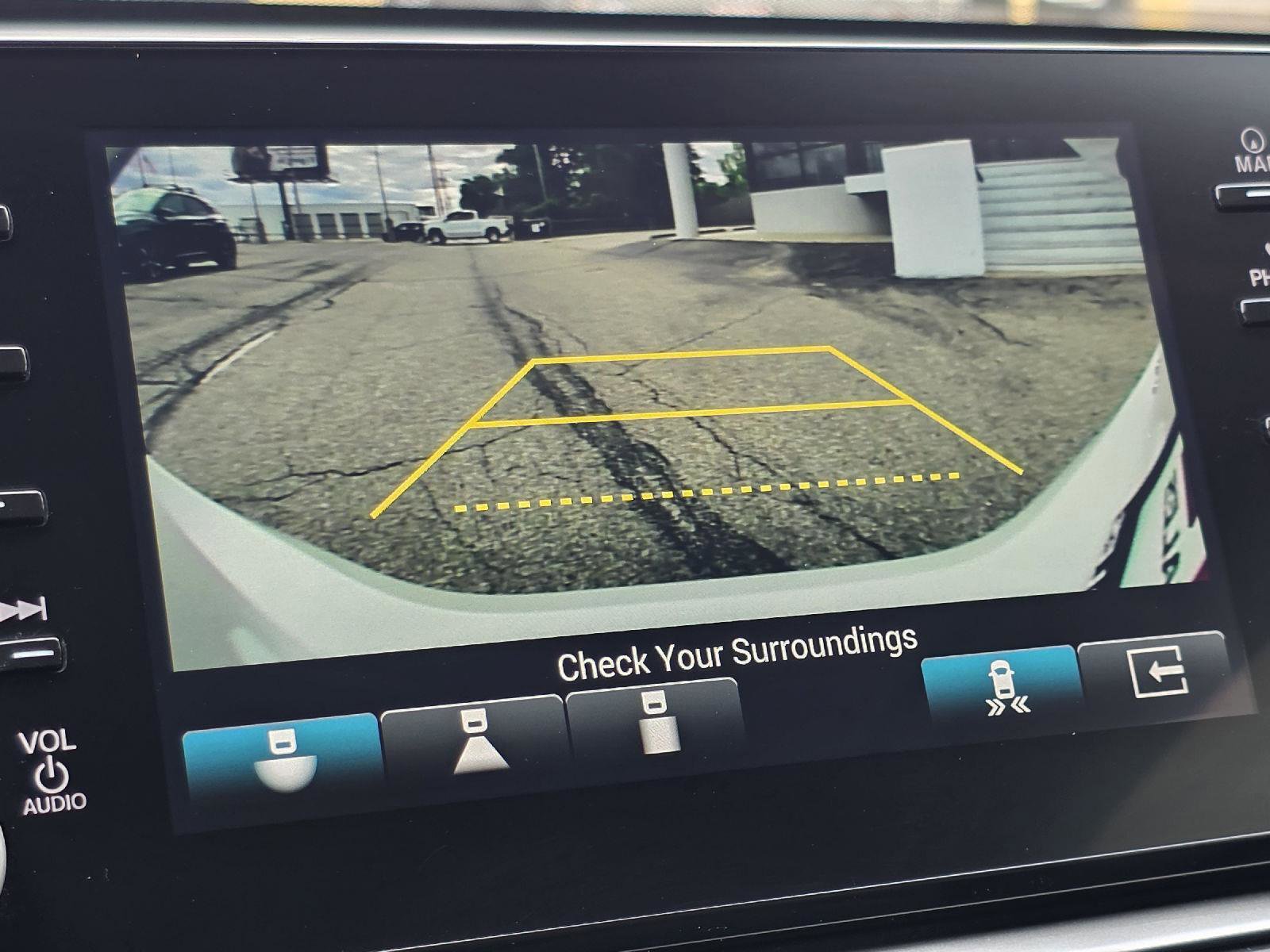 Used 2020 Honda Accord Touring image 24