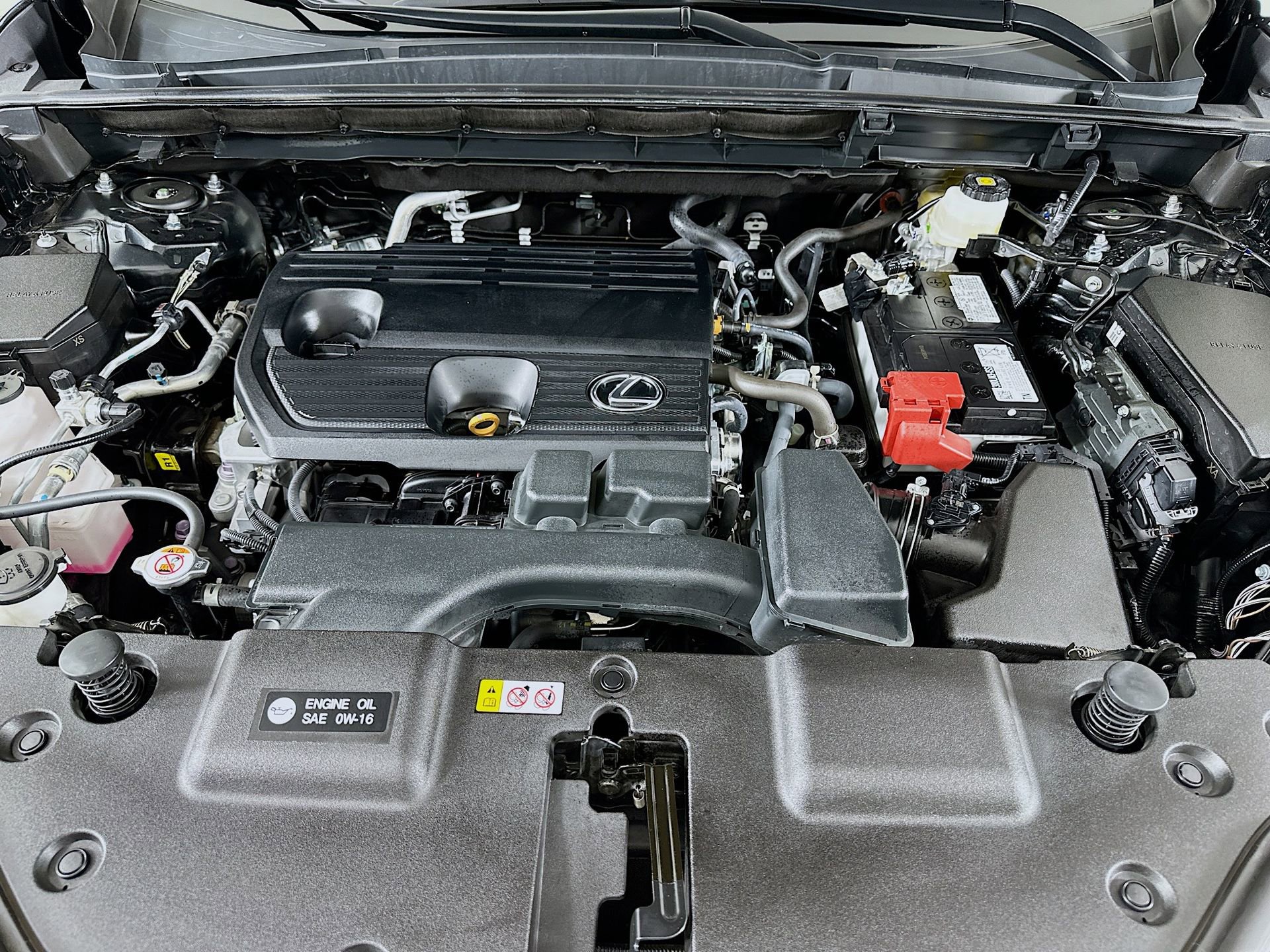 Used 2024 Lexus NX 250 FWD w/ Towing Package (2000 Lbs) image 31