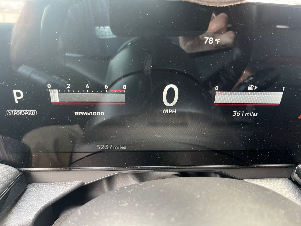 Certified 2025 Nissan Kicks SR w/ Illumination Package image 19