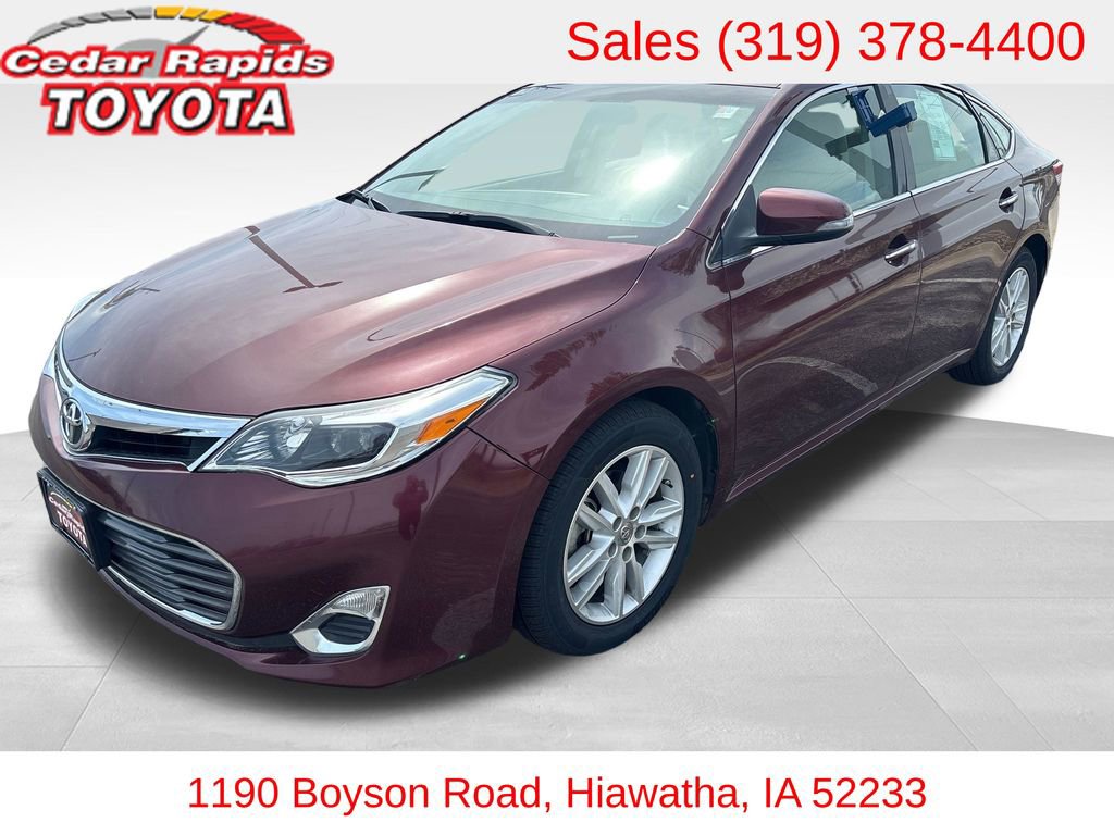 Used 2013 Toyota Avalon XLE FWD image 1