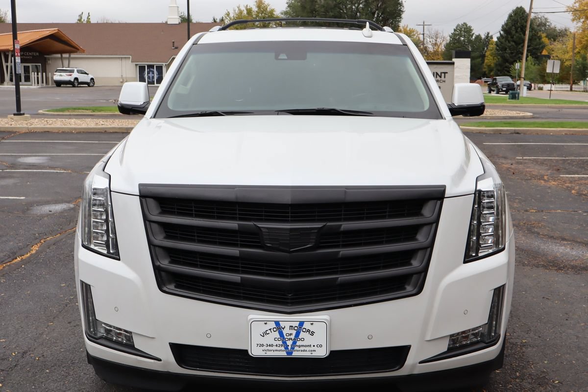 Used 2016 Cadillac Escalade Premium AWD/4WD image 12