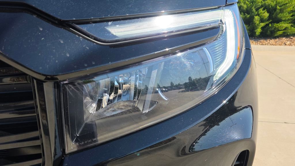 Used 2023 Honda Ridgeline Black Edition image 9