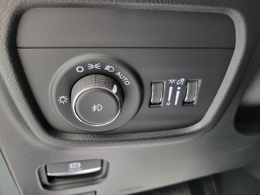 New 2026 Jeep Grand Cherokee Limited AWD/4WD image 14
