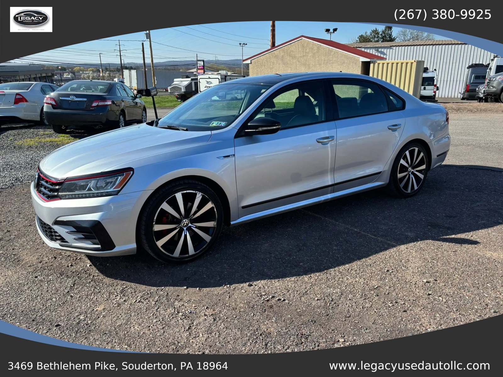 Used 2018 Volkswagen Passat GT FWD image 2