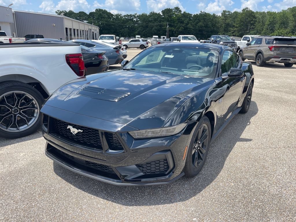 New 2026 Ford Mustang GT RWD image 2
