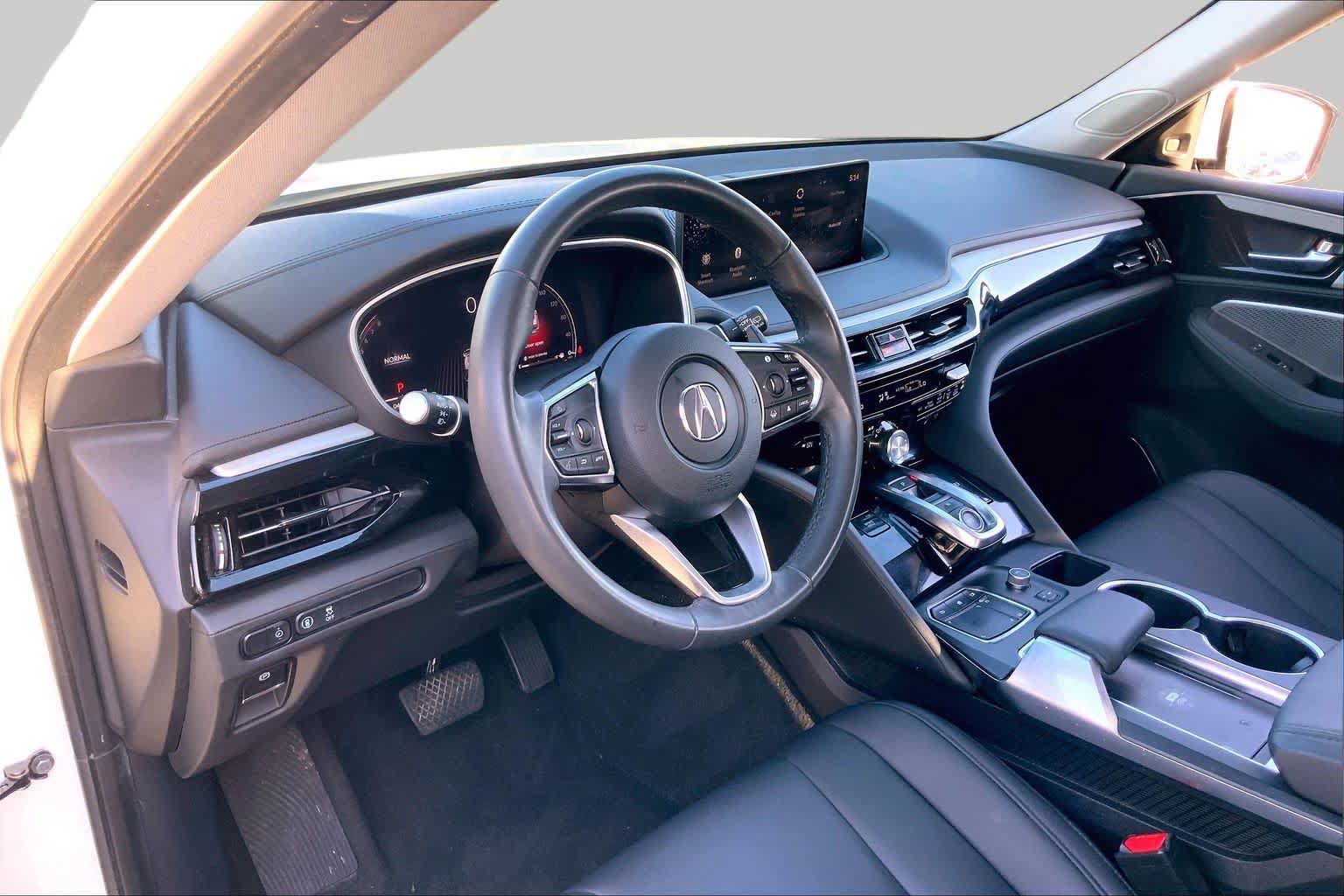 Used 2024 Acura MDX SH-AWD image 17