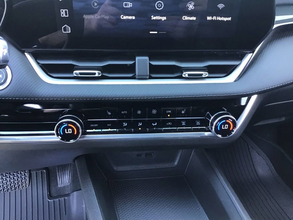 New 2026 Chevrolet Equinox LT w/ Convenience Package II image 31