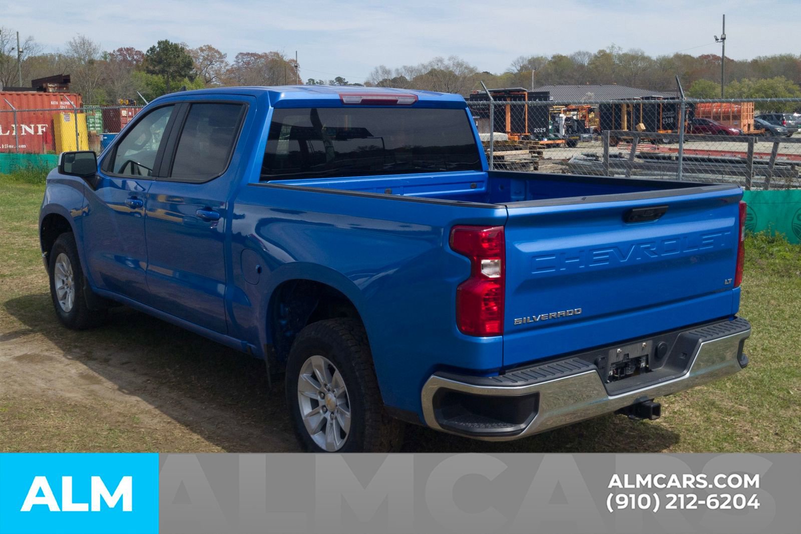 Used 2025 Chevrolet Silverado 1500 LT RWD image 11