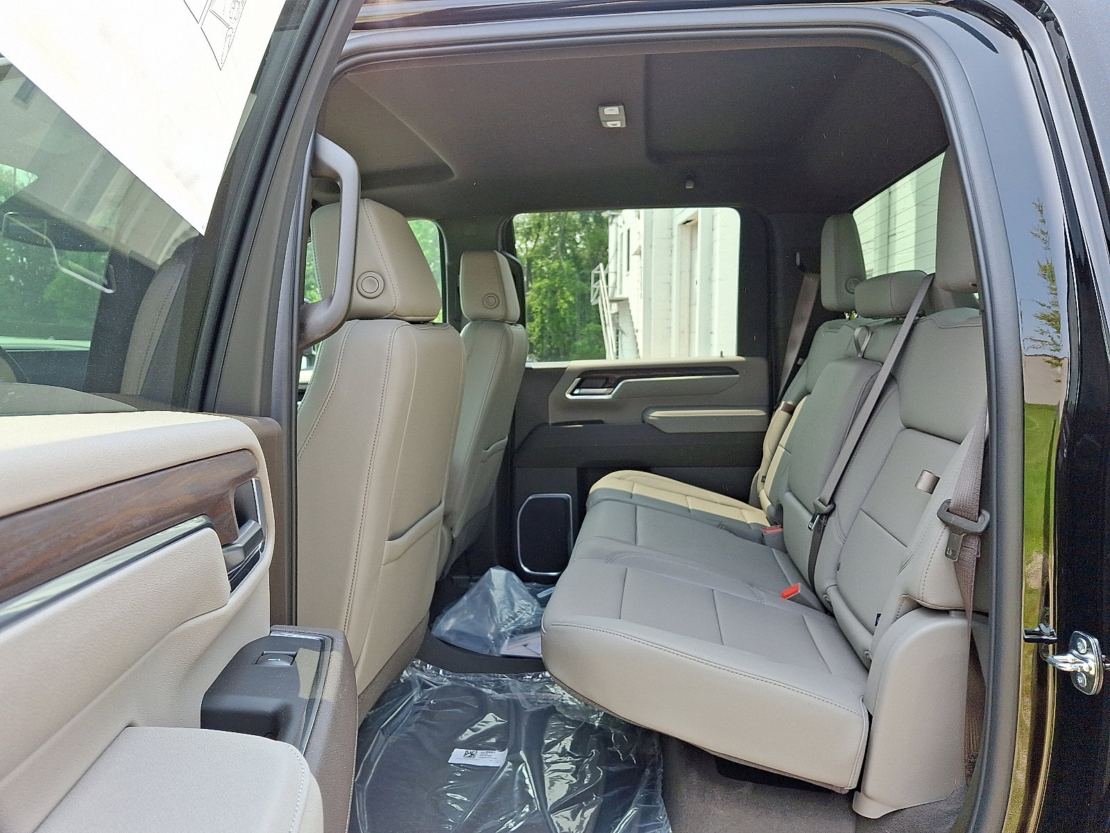 New 2025 GMC Sierra 2500 SLT image 8