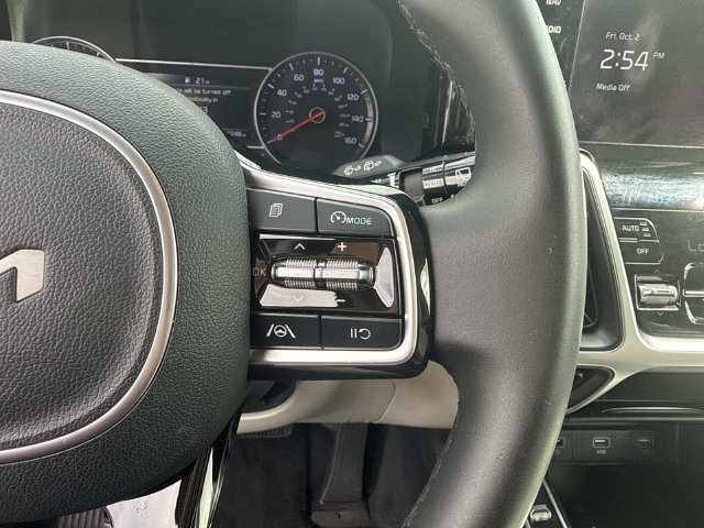 Used 2022 Kia Sorento S FWD image 28