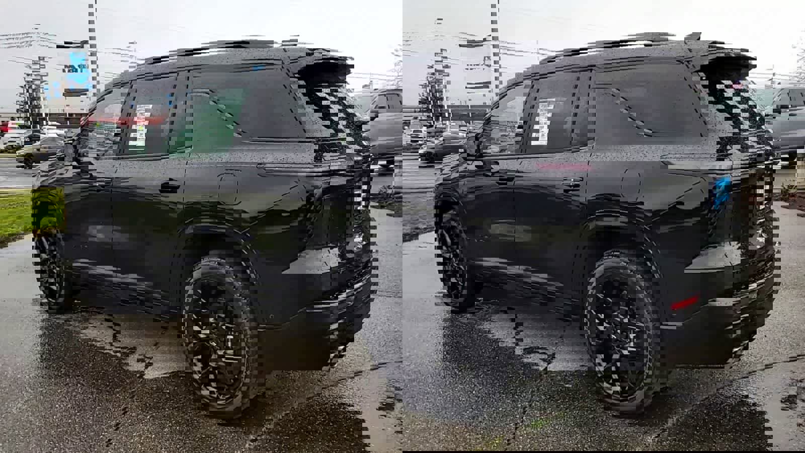 Used 2025 Chevrolet Traverse RS w/ LPO, Floor Liner Package image 6