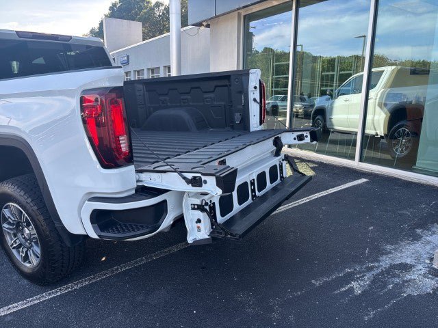 Used 2024 GMC Sierra 1500 AT4 w/ AT4 Premium Package AWD/4WD image 53