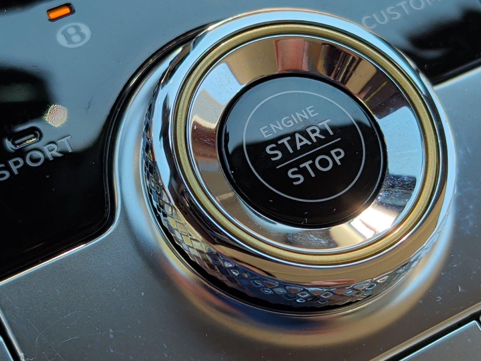 Used 2024 Bentley Continental GT V8 AWD/4WD image 29