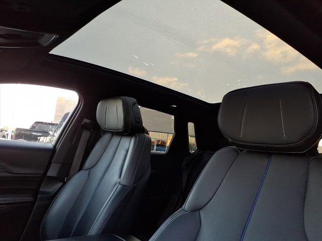 Certified 2024 Cadillac Lyriq Luxury image 13