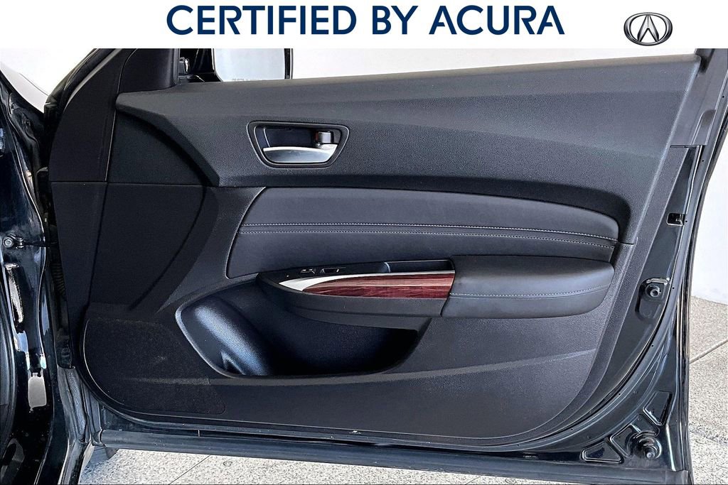 Used 2017 Acura TLX image 23