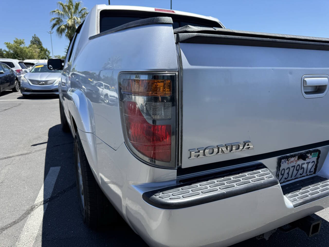 Used 2008 Honda Ridgeline RTX image 19