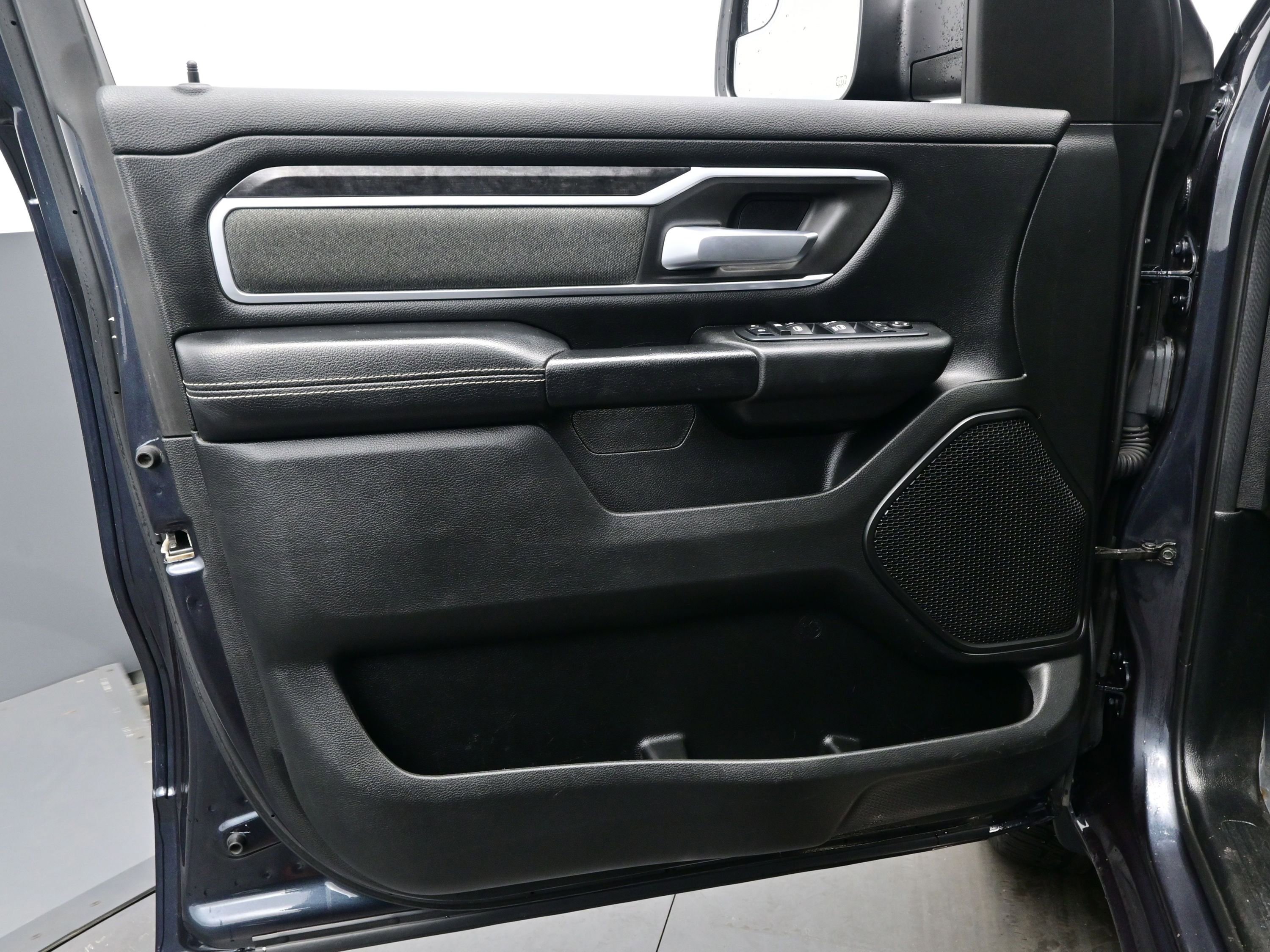 Used 2020 RAM 1500 Big Horn image 9