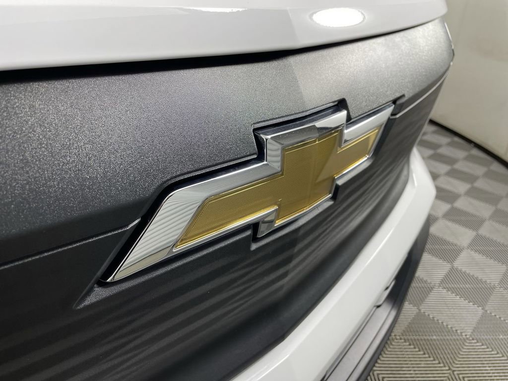 New 2024 Chevrolet Silverado EV W/T image 30