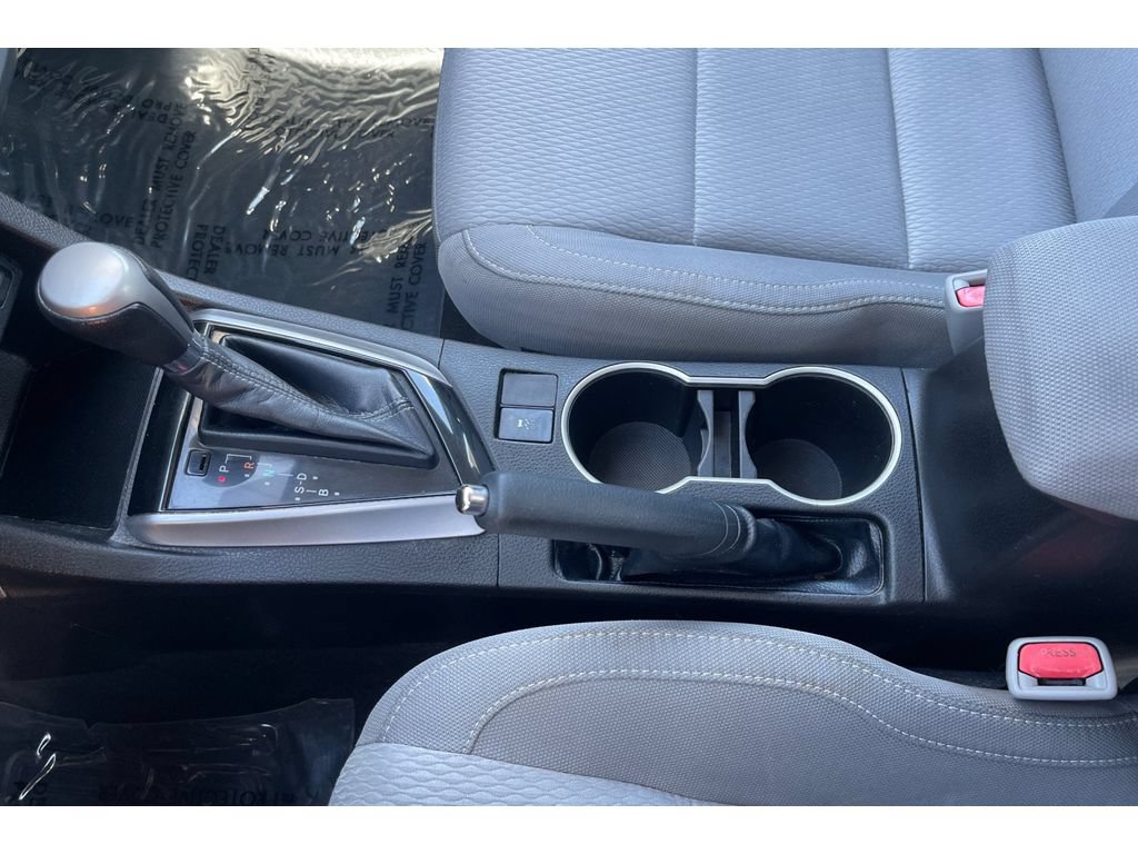 Used 2015 Toyota Corolla LE w/ Protection Package FWD image 30