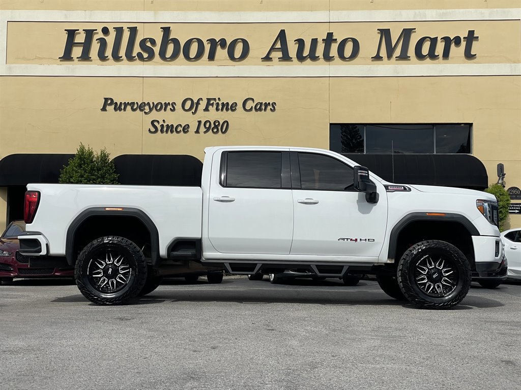 Used 2022 GMC Sierra 2500 AT4 image 4