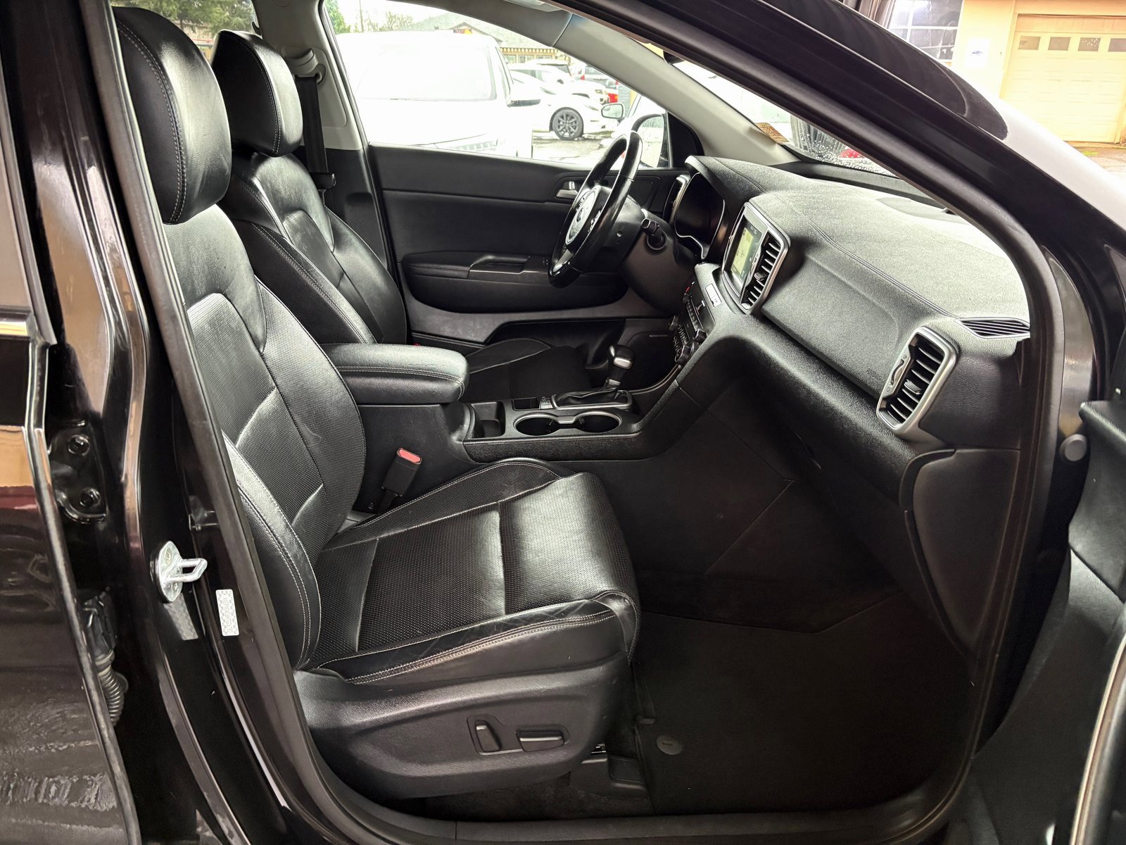 Used 2017 Kia Sportage EX w/ EX Technology Package image 26