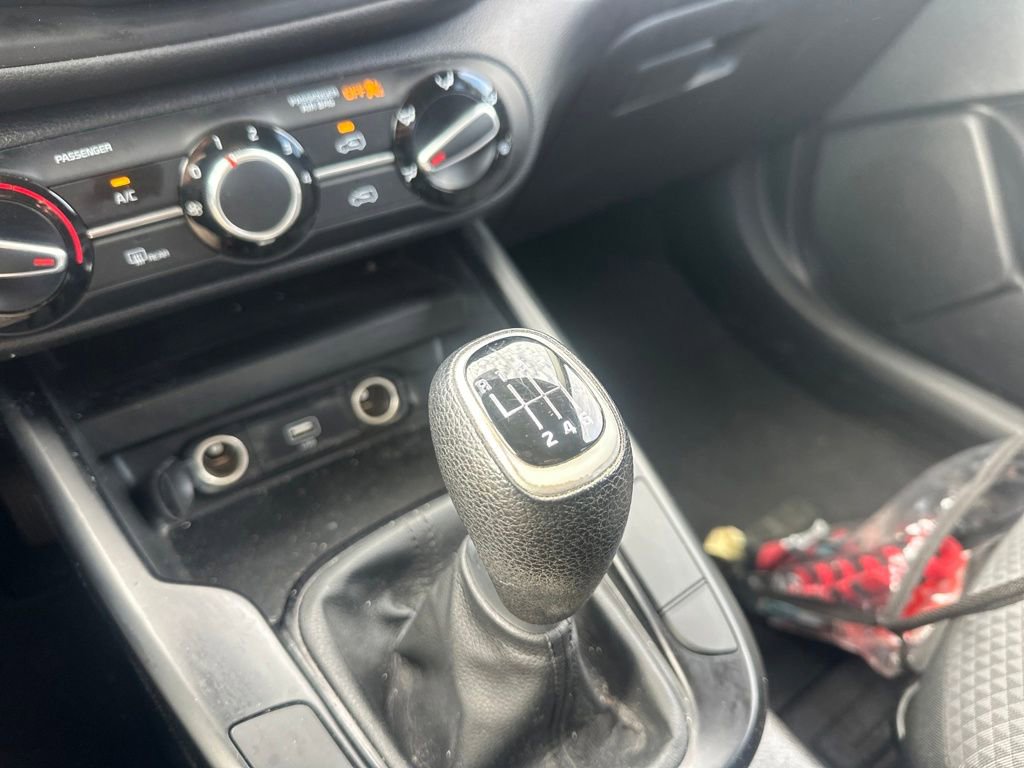 Used 2021 Kia Soul LX image 39