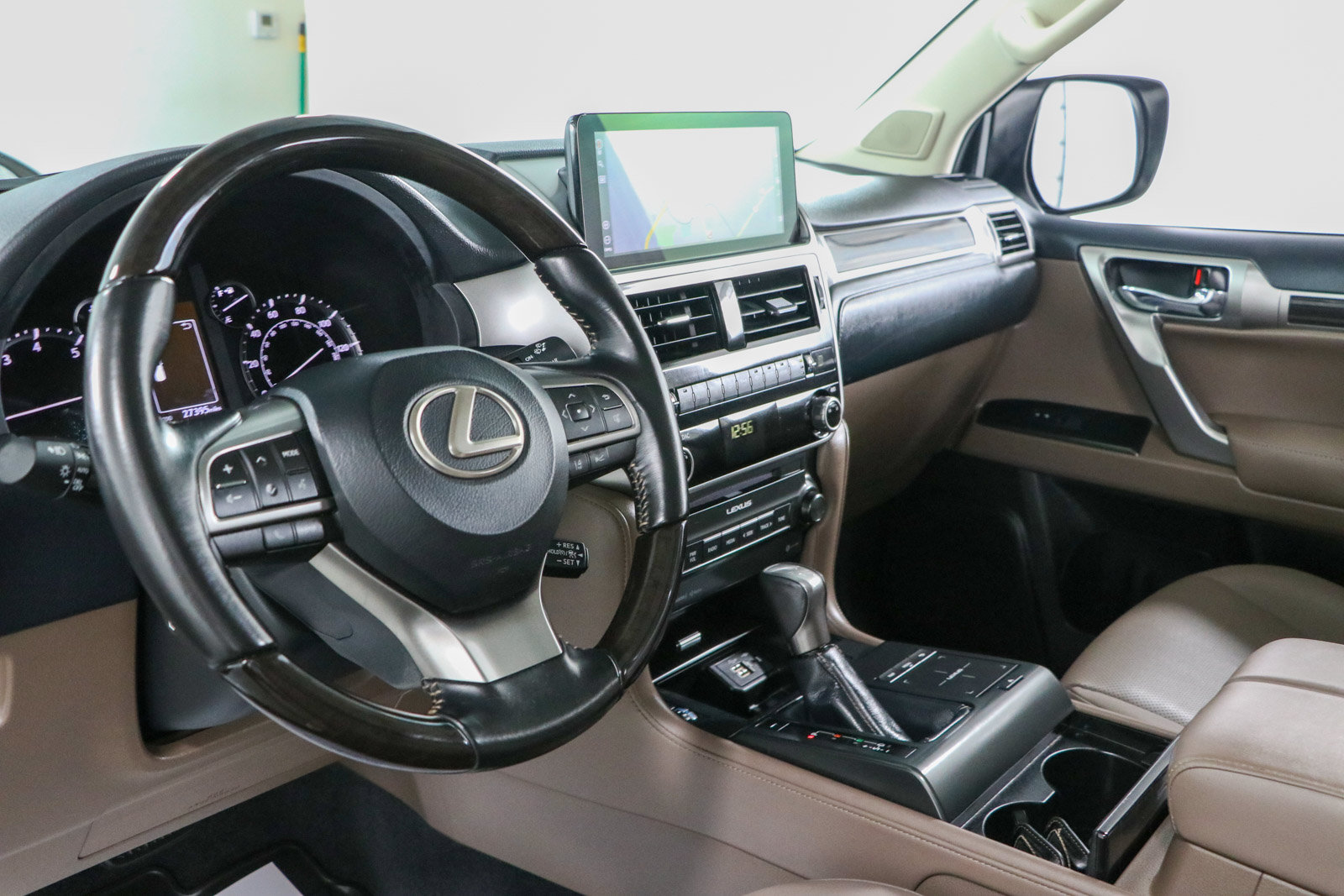 Used 2023 Lexus GX 460 Premium w/ Premium Package AWD/4WD image 24